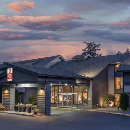 Best Western Plus Oak Harbor Hotel  Conference Center