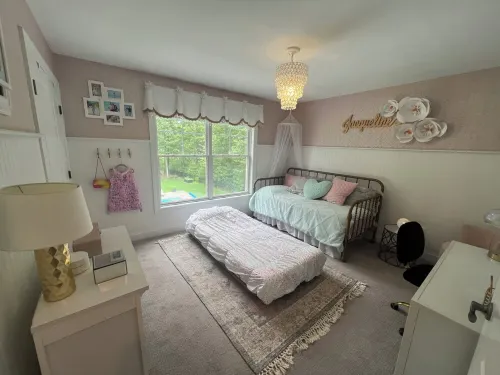 Come enjoy the track and the beautiful Saratoga Springs at our home!