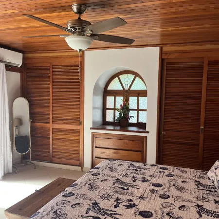 Delightful centrally located Simpson Bay Yacht Club condo.