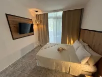 Apartment- Hand made Suite, private