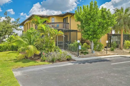 Sanibel Island/Iona Florida 2B Townhouse Minutes from the Beach