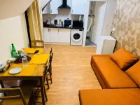 Floral House Hotels in Le Bourget