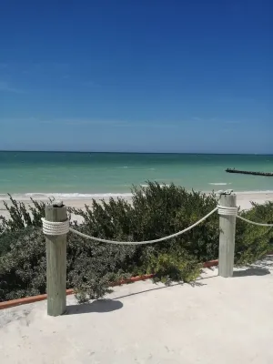 El Paraiso de Capitan Fernando Condominio 2 Sala Doble