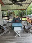Lake Austin waterfront retreat sleeps 6!