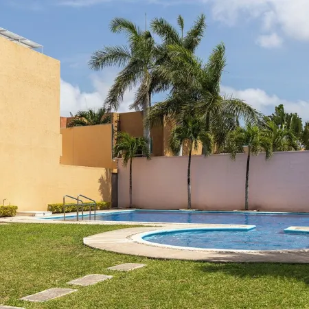 Luxury House 25 for 6-7 p, with Pool Cancun!