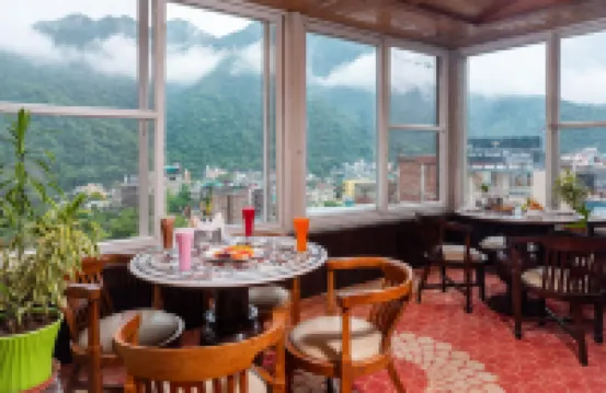 Dls Hotels on the Ganges