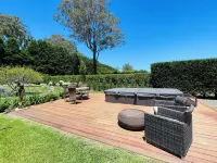 Beautiful 2-bedroom garden cottage in Bowral. Family friendly!