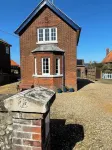 Old coastguard's station, cosy, romantic, cute ,victorian house.EV,Parking,Pet. Hotel a Wells-next-the-Sea