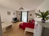 Michel Ange F3 apartment with private parking 200 meters from the spa