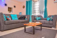 Cozy and Fully furnished apartment, with stunning views of the lakeside.