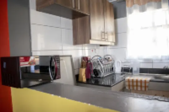 Exclusive Serviced 3 Bedroom Apartment