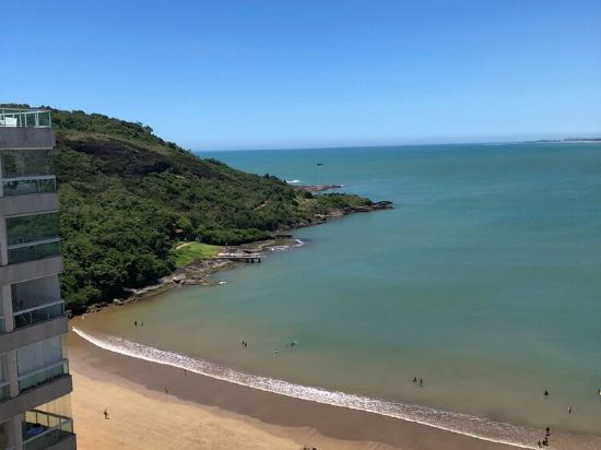 Luxury apartment tastefully furnished, 4 suites 4 parking spaces