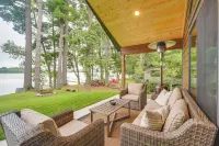 Boat Dock, BBQ & Fireside Fun: Clam Lake Cabin - Wifi