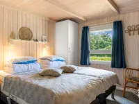 "Vilmar" - 1.2km from the Sea - badewanne