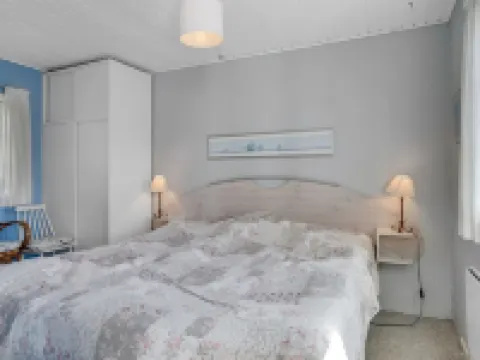 "Ingobert" - 50m from the Sea