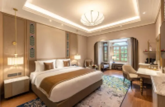 Wyndham Grand Udaipur Fateh Sagar Lake Hotels near Shilpgram