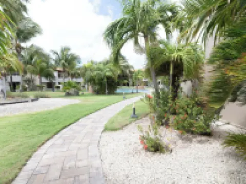 Eagle Beach Luxury House, Walking Distance to the Beach Hotels in Eagle Beach