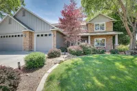 Pet-Friendly Meridian Vacation Rental w/ Fire Pit! - parking