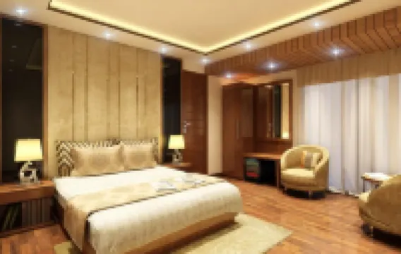 F4大酒店 鄰近哈札特尼桑木丁火車站的酒店