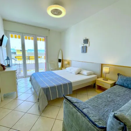 Apartment near Venice with Sandy Beaches