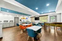 Comfort Suites Texarkana Texas - breakfast