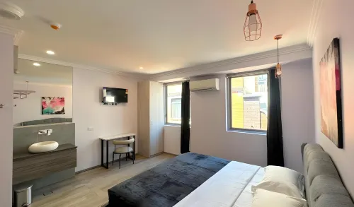 Sydney Riseon Hotel Hotels in Chippendale