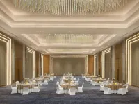 Radisson Hotel Delhi MG Road Hotels near Saket
