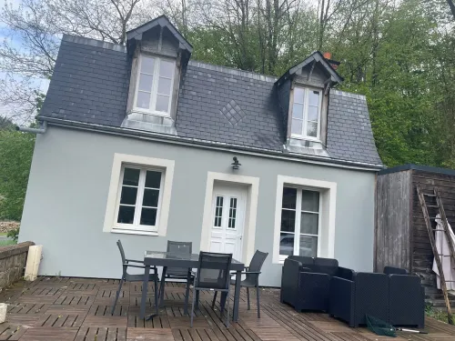Cottage in the quiet countryside edge of Cherval Chenonceau Hotels in Blere