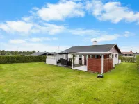 "Elline" - 200m from the sea - Homestays