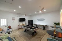 Talahi Tides Retreat: Lake, Spa, Near Downtown and Tybee Beach Hotels in Talahi Island