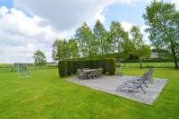 Delightful Villa in Sourbrodt with Swimming Pool Terrace Hotel a 