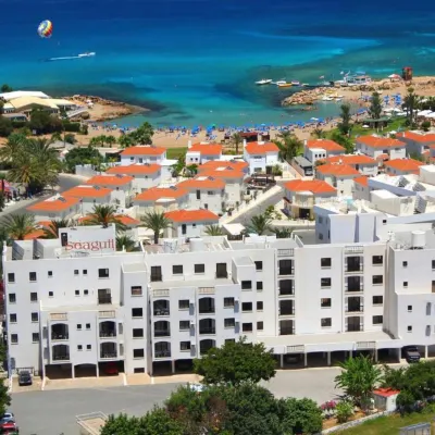Seagull Hotel Apartments Các khách sạn gần Bãi biển Trinity