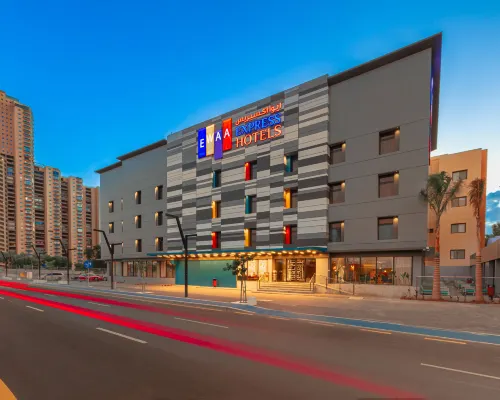 Ewaa Express Hotel - Al Shati Hotels near Globe Roundabout