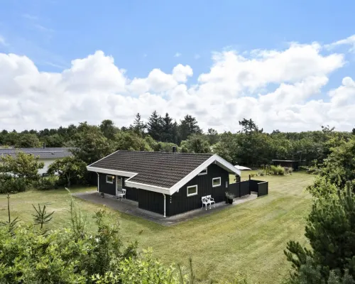 "Gita" - 2.2km from the Sea Hotels in Saltum