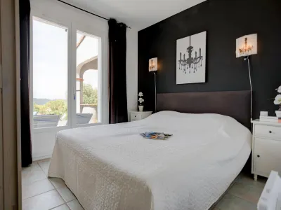 Stylish Family Villa in Félines Hotel di 
