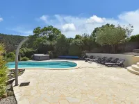Vineyard Stay w/ Pool - 빌라