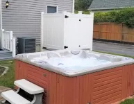 Cheerful 6-bedroom residential home with pool and jacuzzi. Short walk to the bay Hotels in Hampton Bays