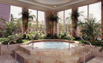 Okura Akademia Park Hotel