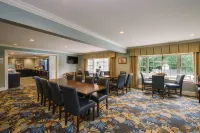 Holiday Inn Express & Suites MERRIMACK by IHG - Pools