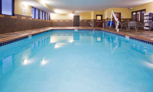 Holiday Inn Express & Suites Rochester – Mayo Clinic Area by IHG