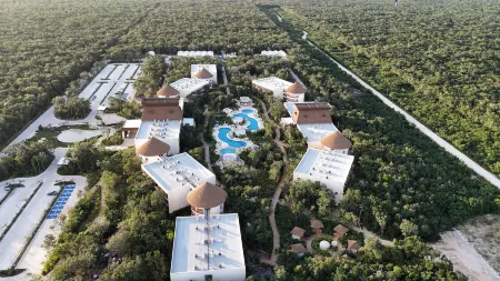 Hotel Mundo Maya Tulum