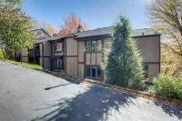 1/2 Mi to Sugar Mtn Resort: Condo w/ Balcony - Homestays