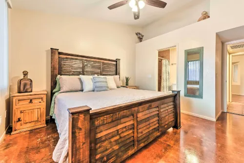 Fenced Yard and Grill! Tucson Family Escape - Bungalows