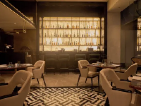 ヨギエグゼクティブ、ナビムンバイ テインのホテル