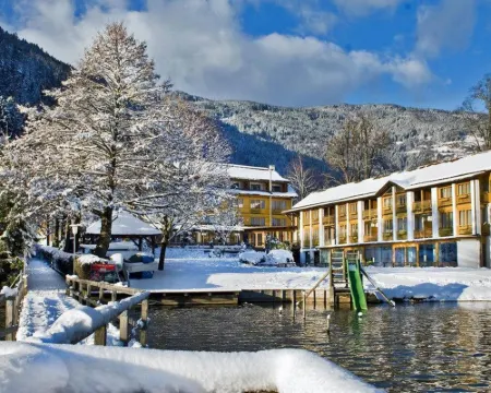 Seehotel Urban Hotels in Gemeinde Steindorf am Ossiacher See