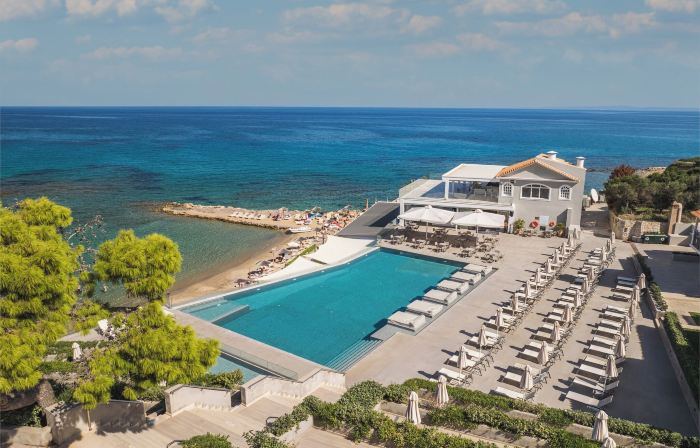 Alexandra Beach Resort & Spa