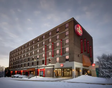 Hôtels Gouverneur Trois-Rivières Отели рядом с достопримечательностью «Парк Сарсель»