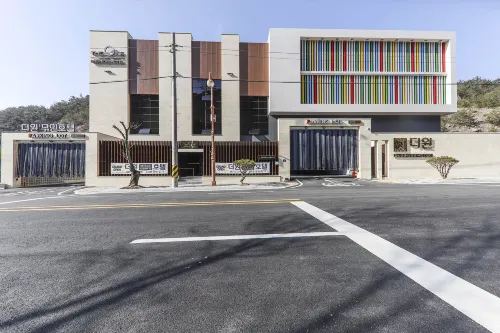 Hwasun the One Business Hotel Hotels in Hwasun