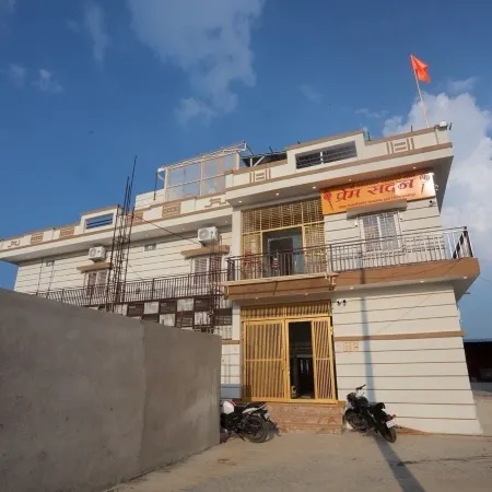 Hotel Prem Sadan Отели в г. Датия