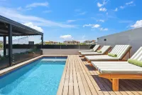 ALMA Surf Lodge - Pools